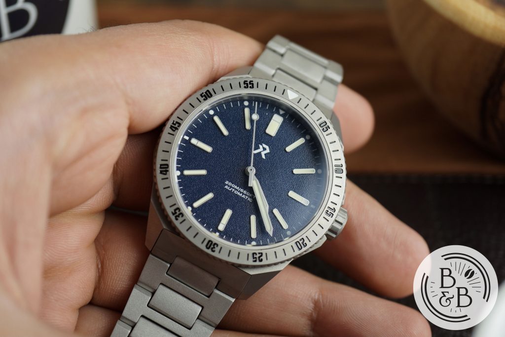 RZE Watch Endeavour アズールブルー | ceospoftalmologia.com