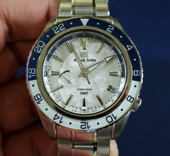 Grand Seiko SBGE275 GMT