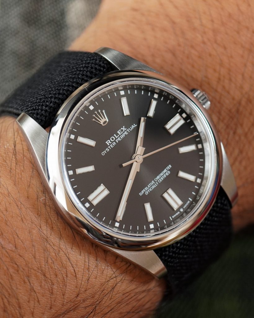 rolex oyster perpetual 41mm 124300 black watch