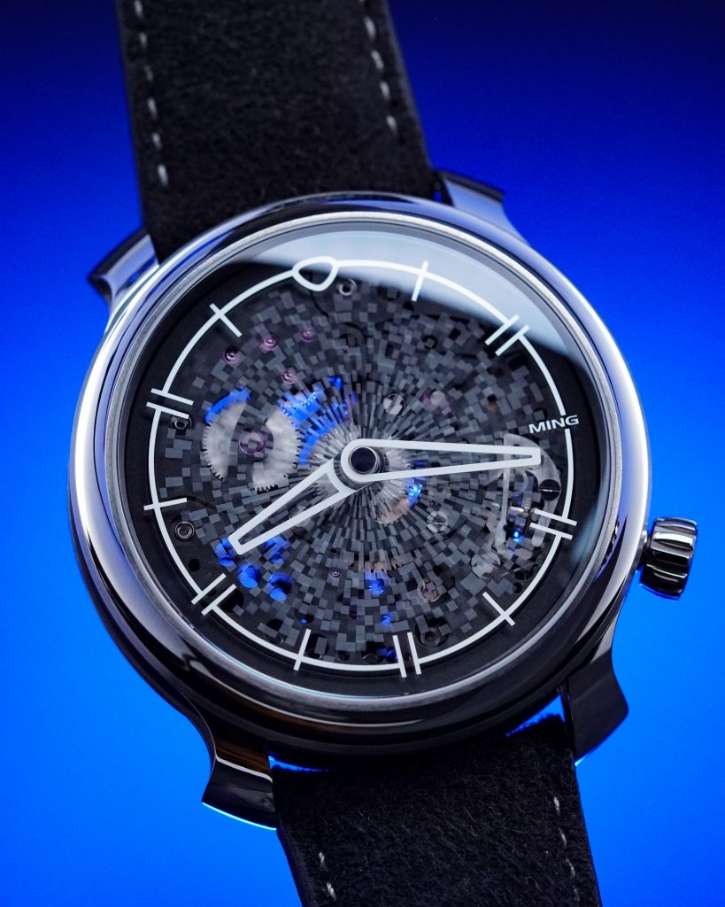 ming 20.11 mosaic sapphire dial watch schwarz etienne