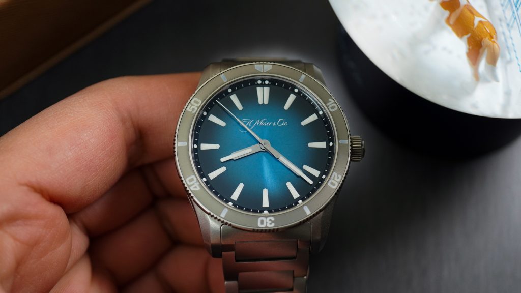moser govberg pioneer titanium 40mm rotating bezel funky blue watch